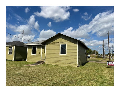 Photo of 1902 18th Street, Galena Park, TX 77547 (MLS # 82594164)