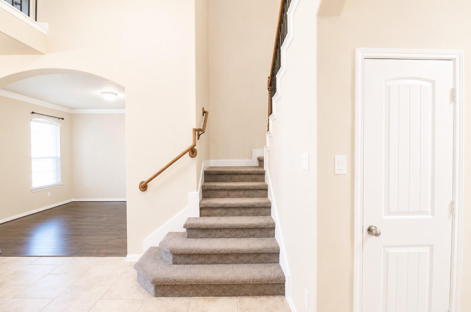 3801 Happy Hollow Drive