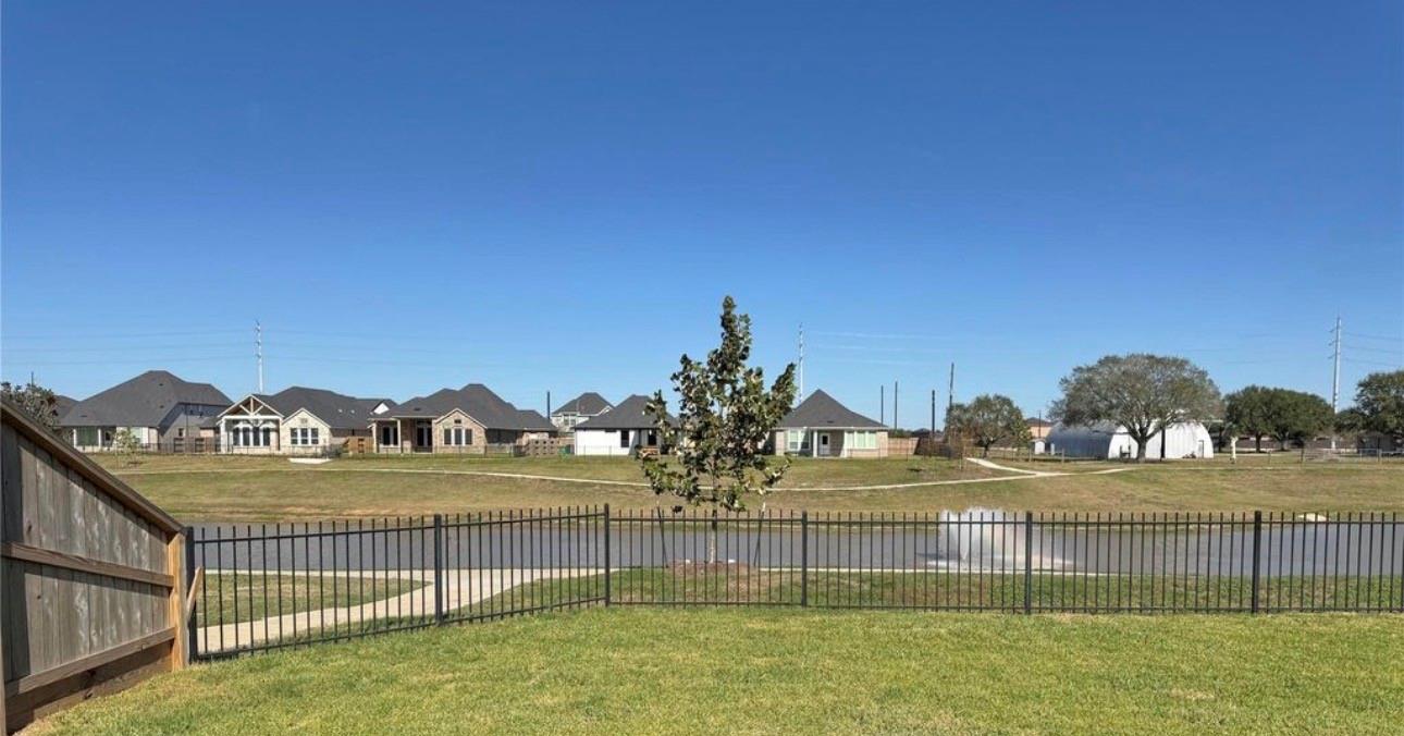 6703 Arabella Lakes