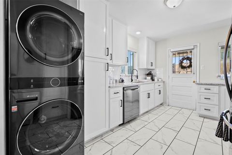 Tiny photo for 4405 Tularosa Avenue, El Paso, TX 79903 (MLS # 20268445)