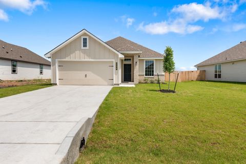 Photo of 306 Harvest Lake Drive, Snook, TX 77878 (MLS # 78260517)