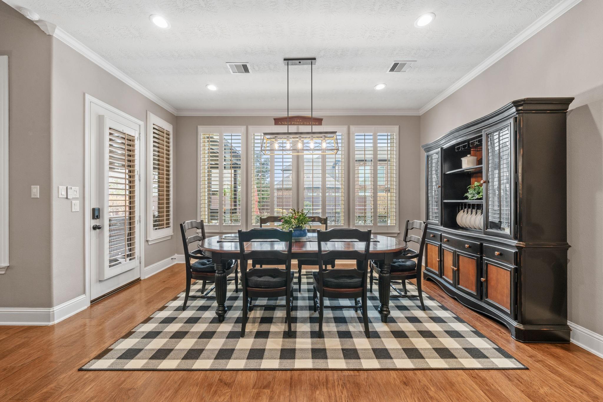 19410 Meadow Lakes Drive