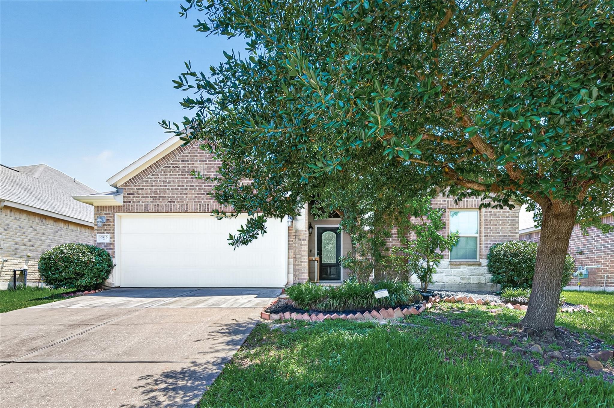 6810 Blue Glade Drive