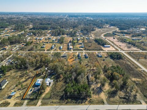 Photo of 672 County Road 5017, Cleveland, TX 77327 (MLS # 92927668)