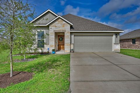 Photo of 2312 Three Wood Way Walk, Navasota, TX 77868 (MLS # 86029338)