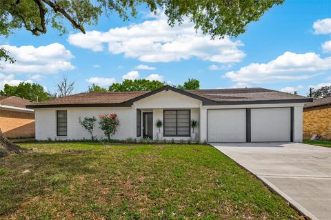 Photo of 5523 Kuldell Drive, Houston, TX 77096 (MLS # 91389390)