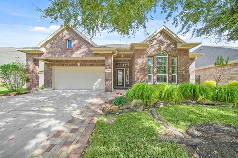 Photo of 2417 E Tuschman, Pearland, TX 77581 (MLS # 42394730)