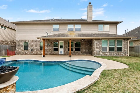 Homes For Sale - 2419 Malaga Lane<br/> Galveston County, League City, TX 77573