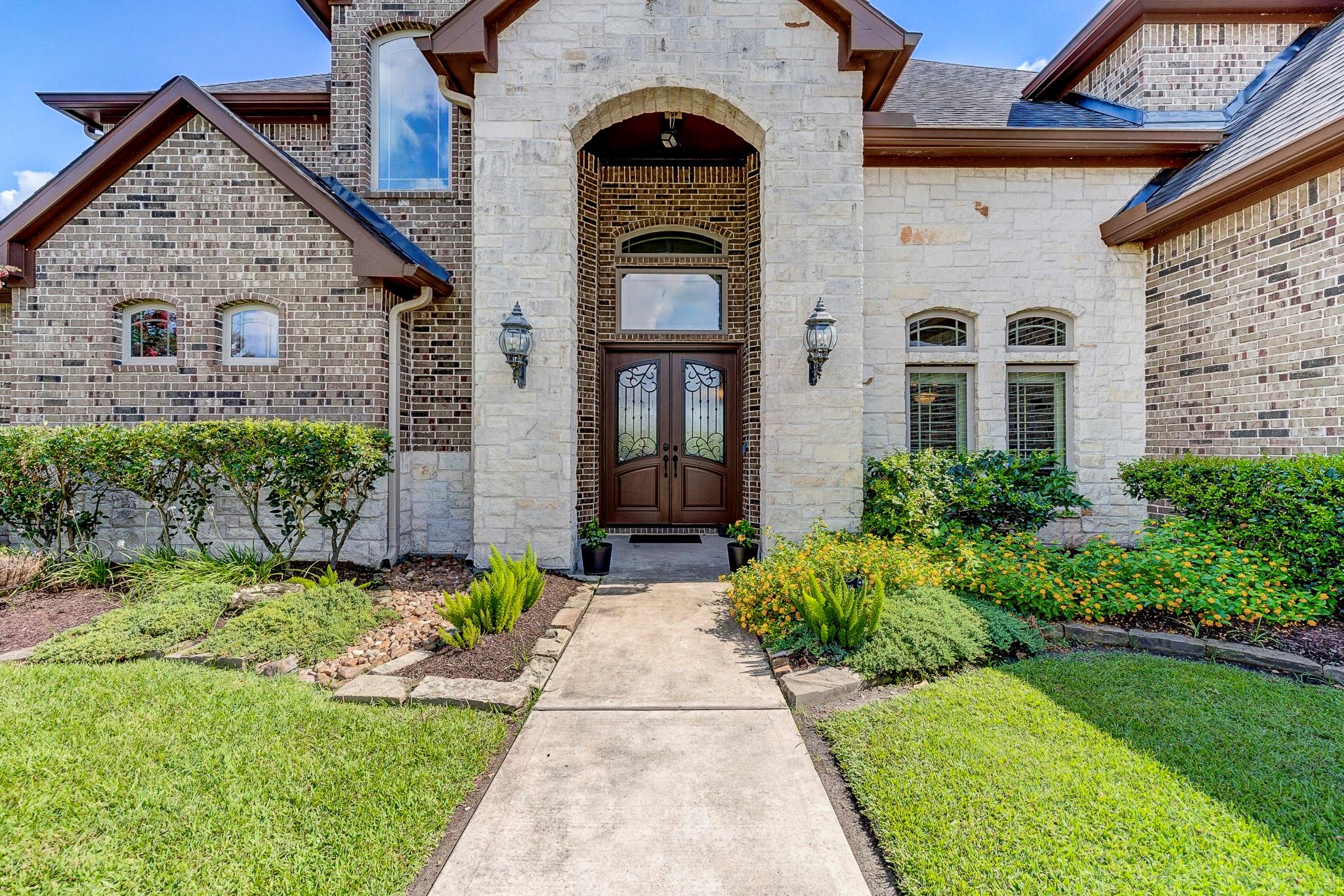 108 Waterstone Drive