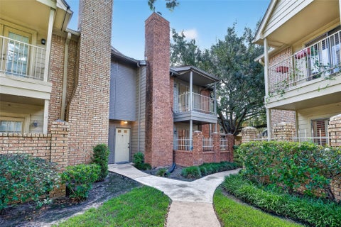 Photo of 1515 Sandy Springs Road #3416, Houston, TX 77042 (MLS # 83841063)