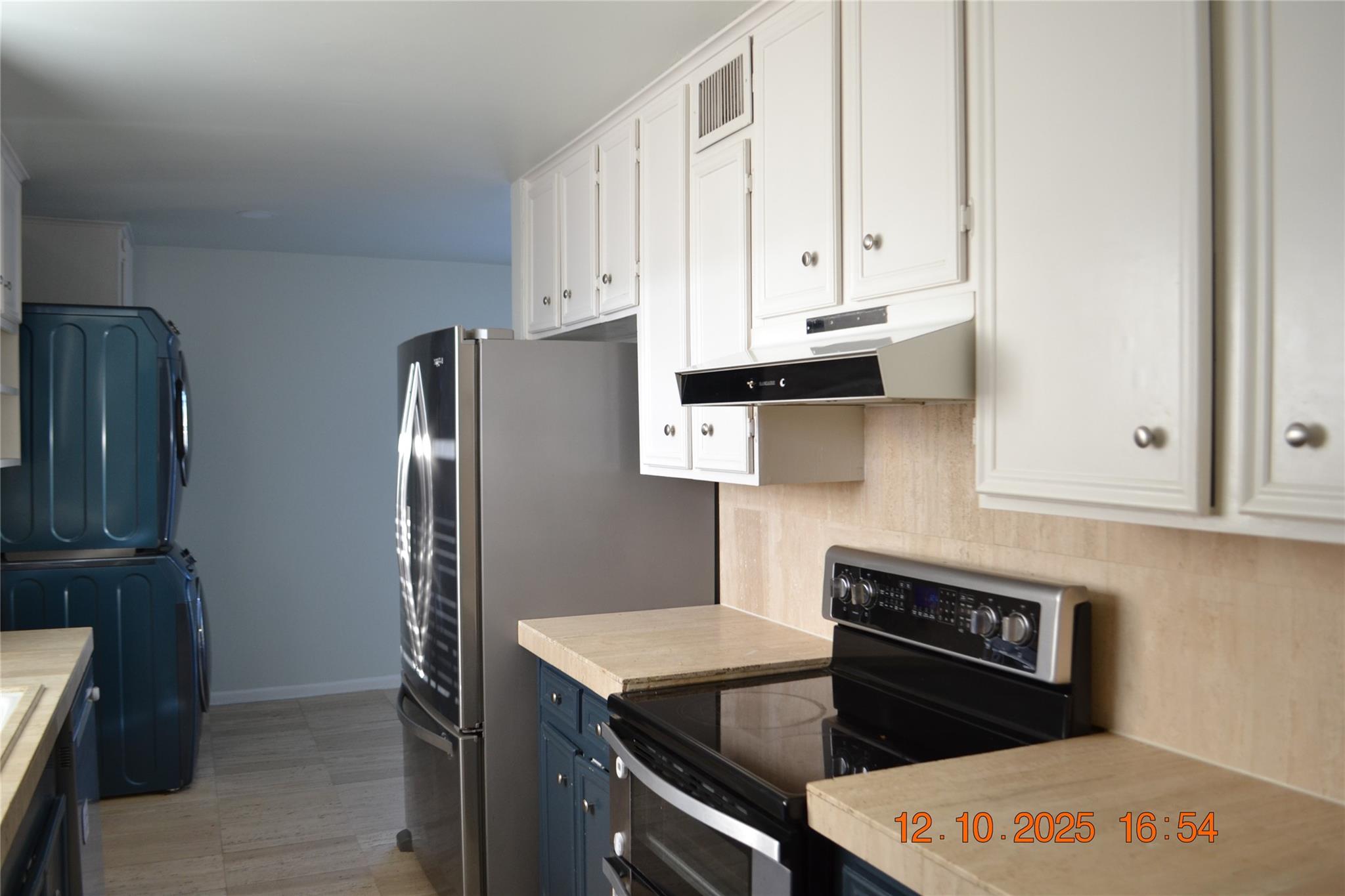 2711 Briarhurst Drive 18