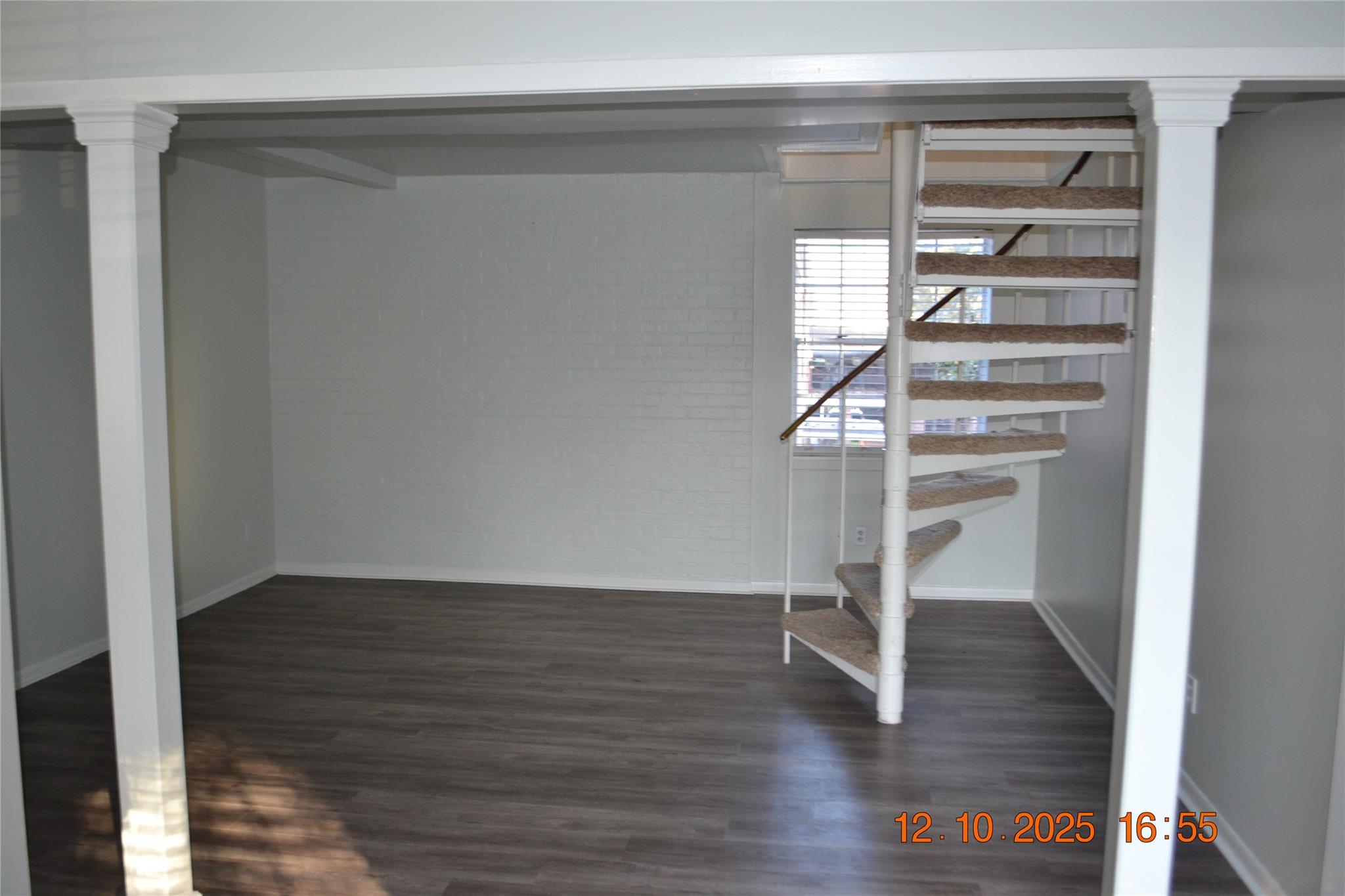 2711 Briarhurst Drive 18