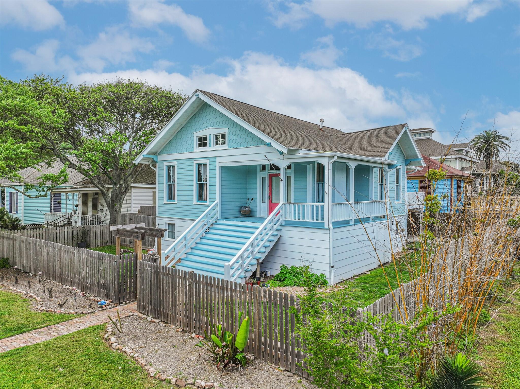 3002 Avenue Q 1/2