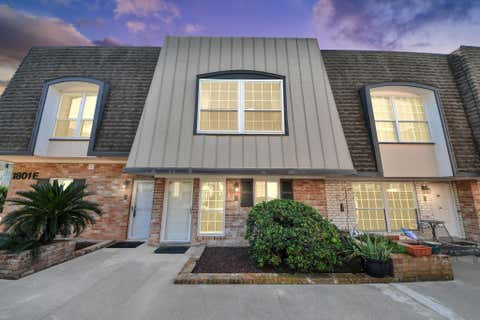 Photo of 1801 Stoney Brook Drive #107, Houston, TX 77063 (MLS # 10178826)