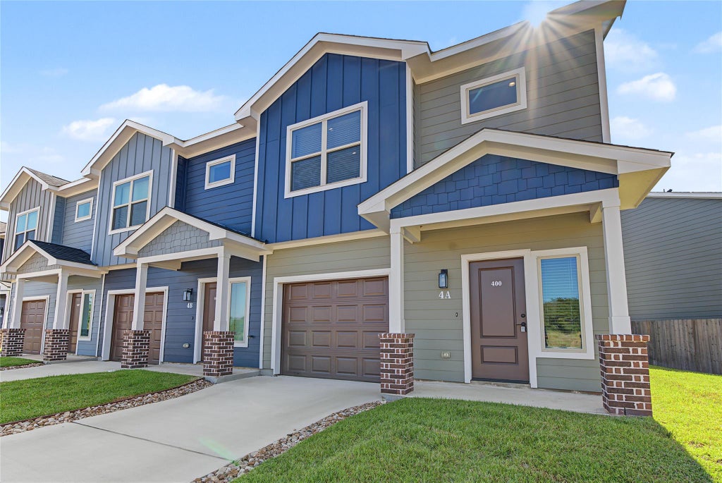 Photo of 14010 Longstreet Road W #7B, Willis, TX 77318 (MLS # 45062081)
