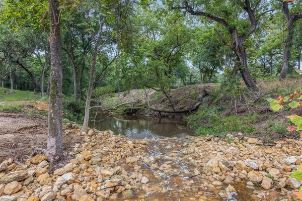 1916 COUNTY ROAD 201, WEIMAR, TX 78962 - Image fb1f7f7c8ae7c0bb23fed0759fad03d5/1049401063