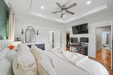 Tiny photo for 909 E 33rd Street, Houston, TX 77022 (MLS # 22951023)