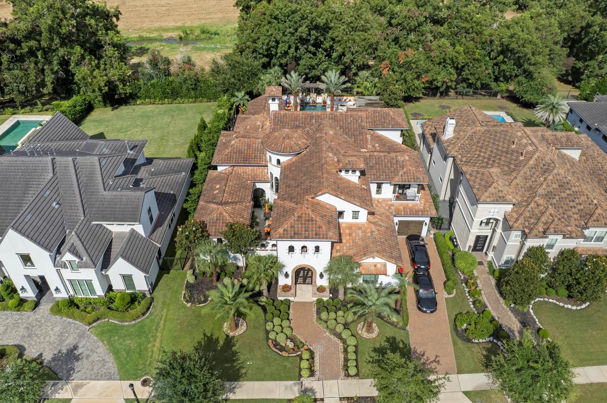 35 Enclave Manor Drive