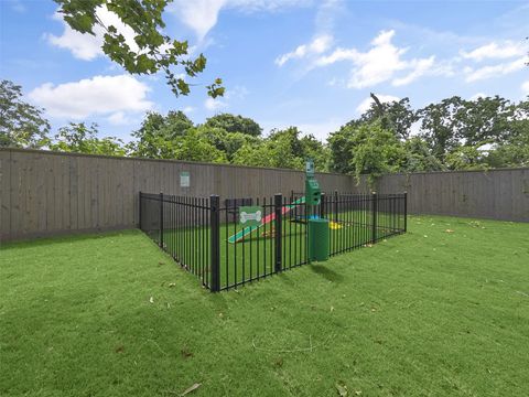 Tiny photo for 2410 Vaughn Street #D, Houston, TX 77093 (MLS # 48145756)