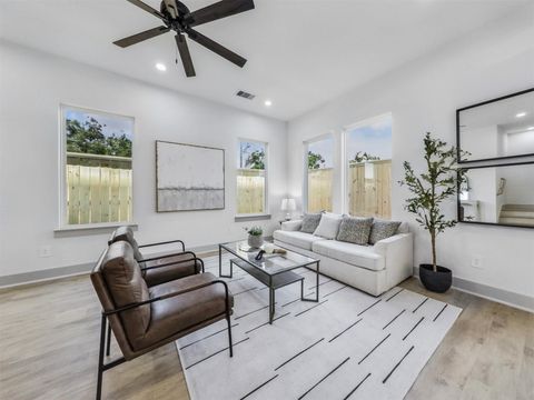 Tiny photo for 2410 Vaughn Street #D, Houston, TX 77093 (MLS # 48145756)