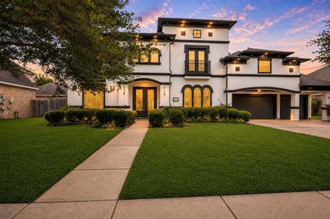 Photo of 3314 Sussex Way, Friendswood, TX 77546 (MLS # 45969450)