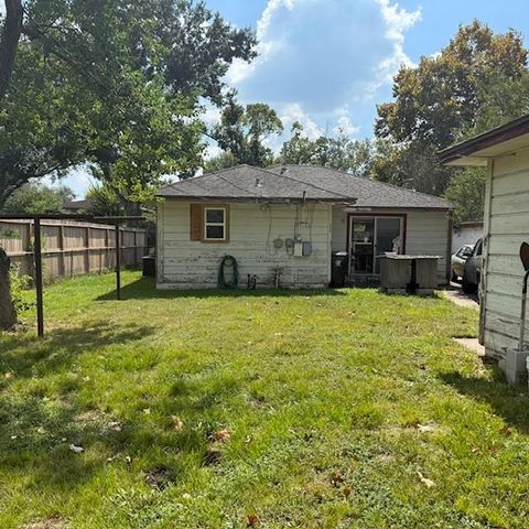 Tiny photo for 9230 Kerrwood Lane, Houston, TX 77080 (MLS # 40001137)