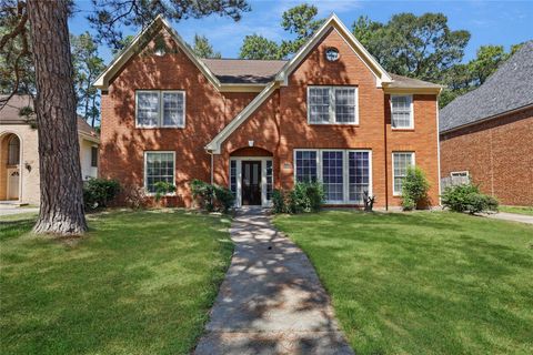 Photo of 5803 Ancient Oaks Drive, Humble, TX 77346 (MLS # 76854654)