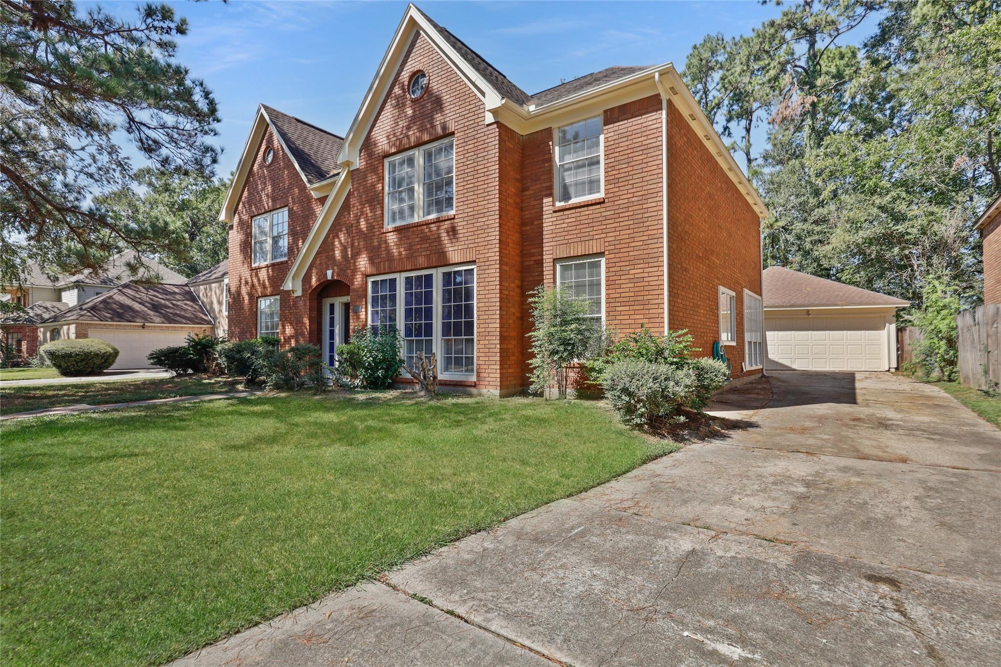 5803 Ancient Oaks Drive