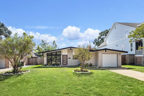 Photo of 2323 Wilde Rock Way, Houston, TX 77018 (MLS # 84741643) Photo of 2323 Wilde Rock Way, Houston, TX 77018 (MLS # 84741643)