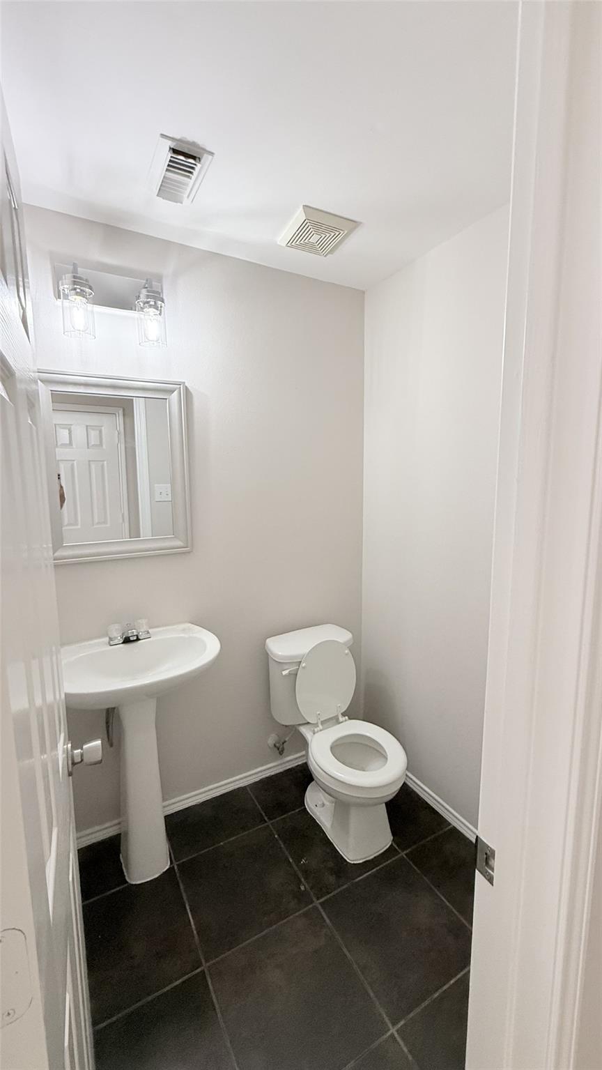 15618 Ashbournne Springs