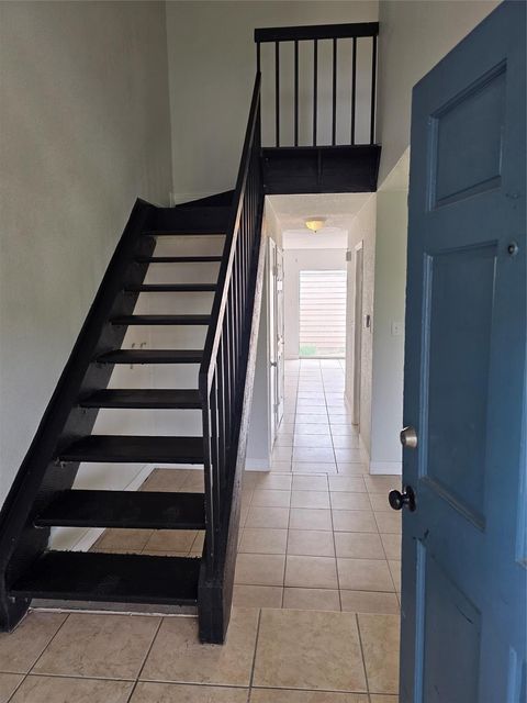 Tiny photo for 10343 Huntington Place Drive #343, Houston, TX 77099 (MLS # 92318836)