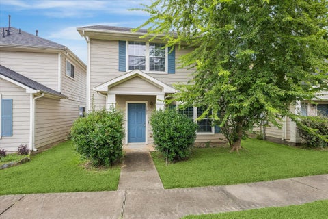 Homes For Rent - 1609 Nichole Woods Drive<br/> Houston, TX 77047