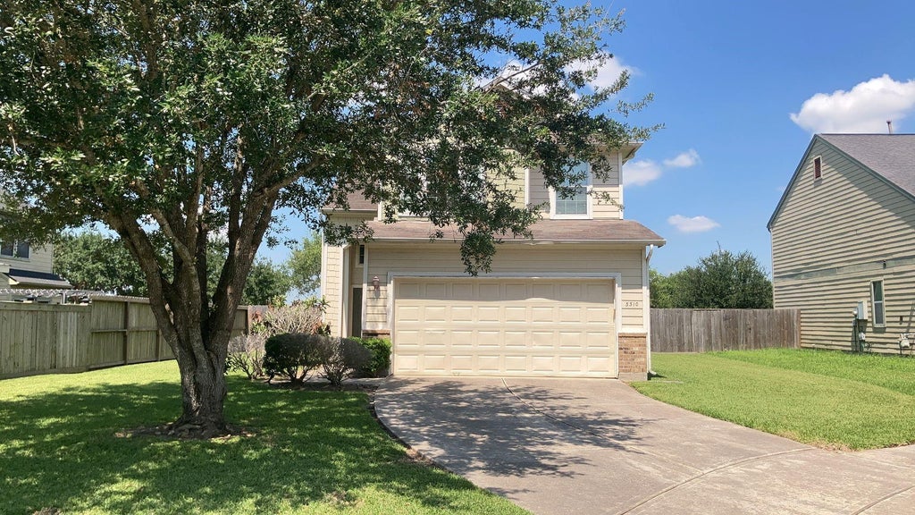Photo of 3310 Jib Court, Fresno, TX 77545 (MLS # 64119164)