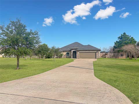 Photo of 626 Sunset Trail, Angleton, TX 77515 (MLS # 42051908)