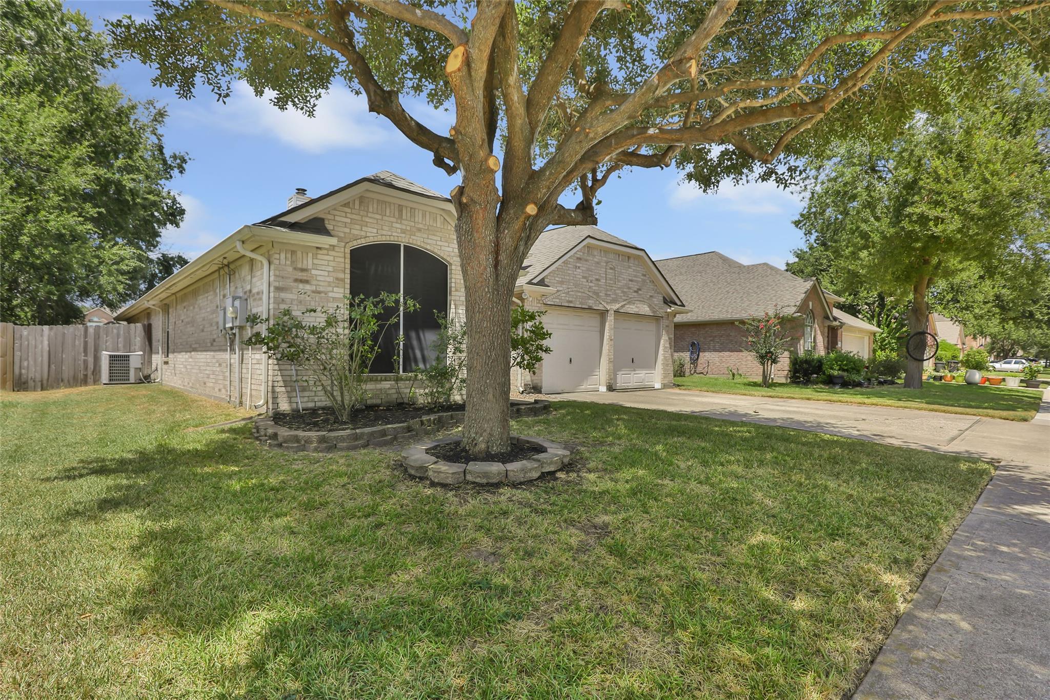 18619 Woodbreeze Drive