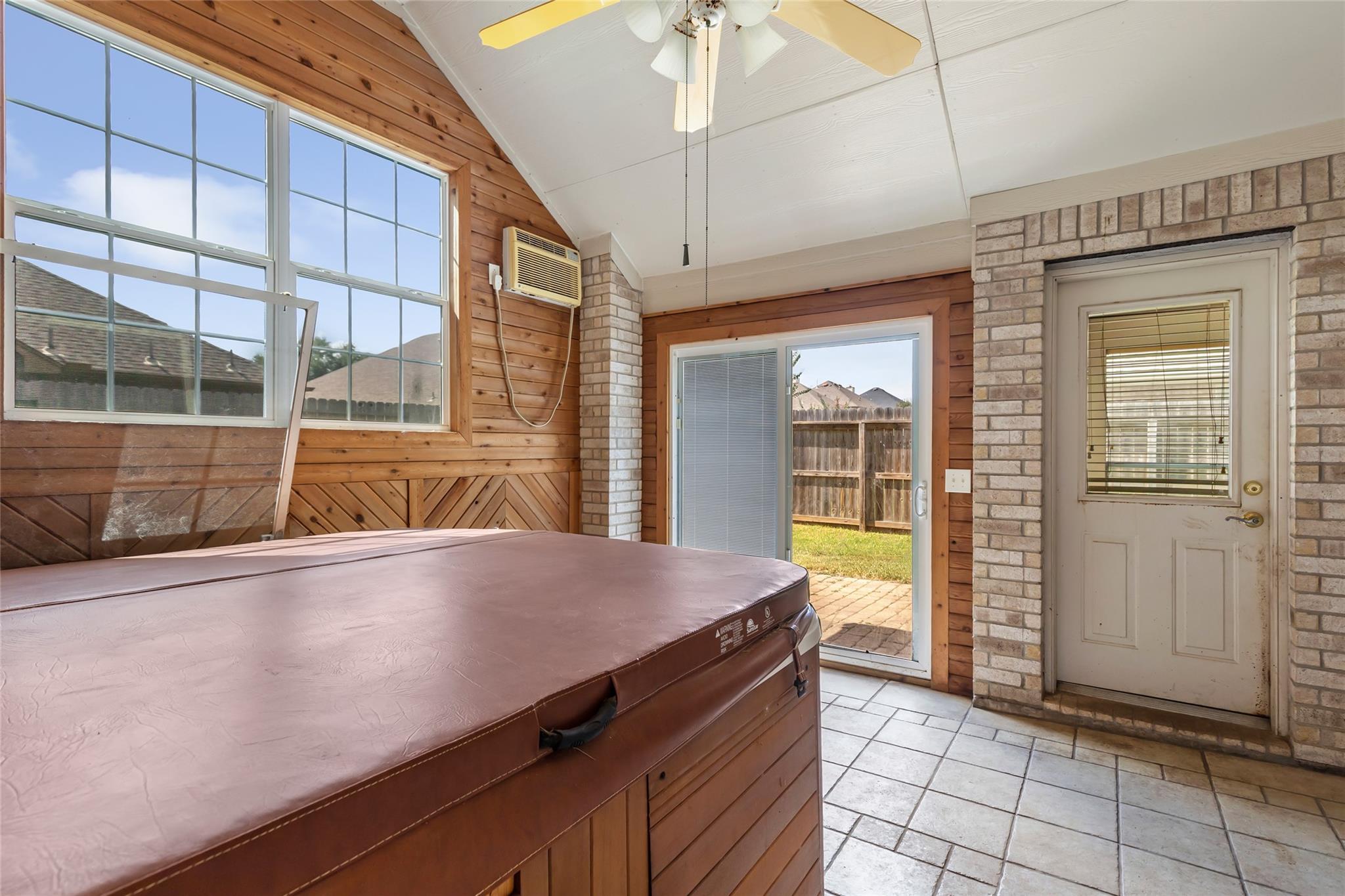 18619 Woodbreeze Drive