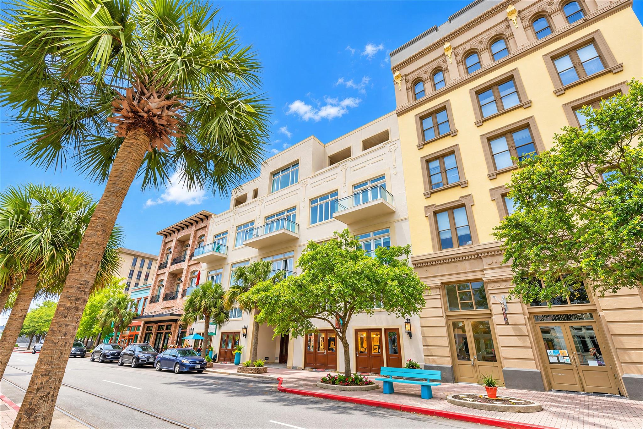2208 Post Office Street 302