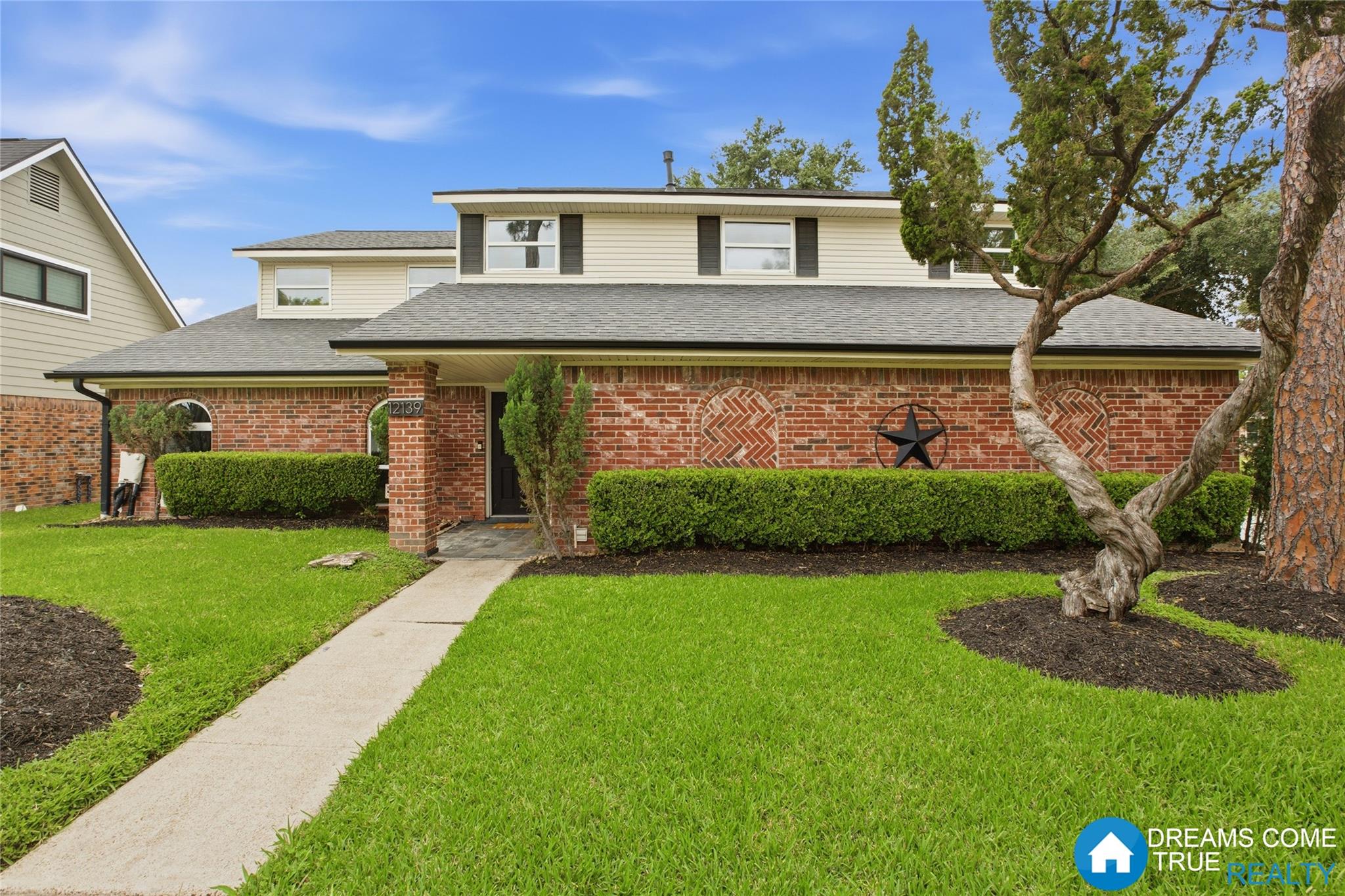 12139 Monticeto Lane