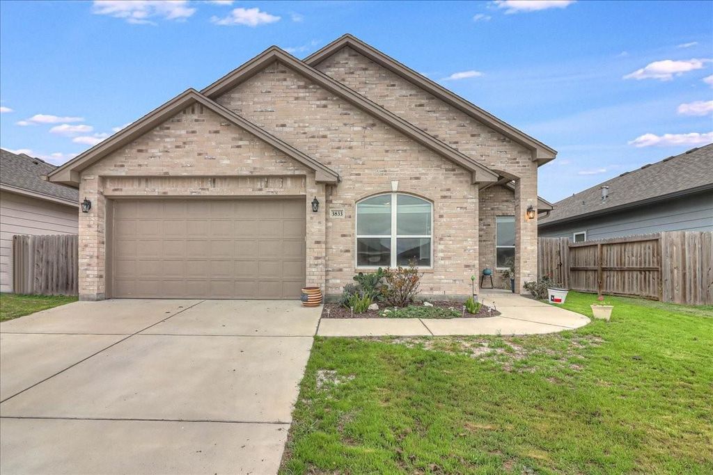 Photo of 3833 Pennine Way, Corpus Christi, TX 78414 (MLS # 60471108)