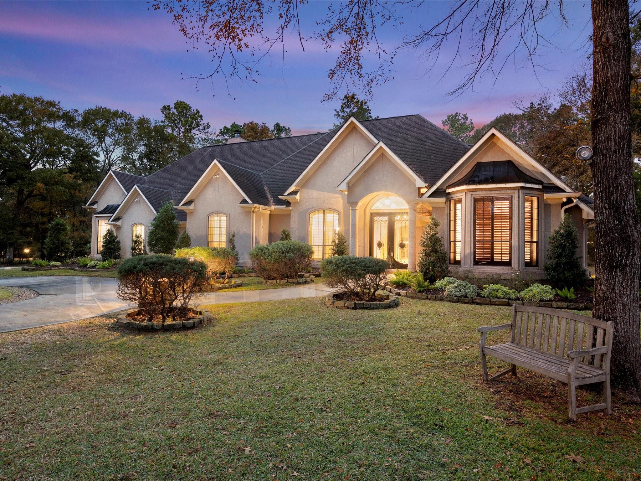 9819 Crestwater Circle