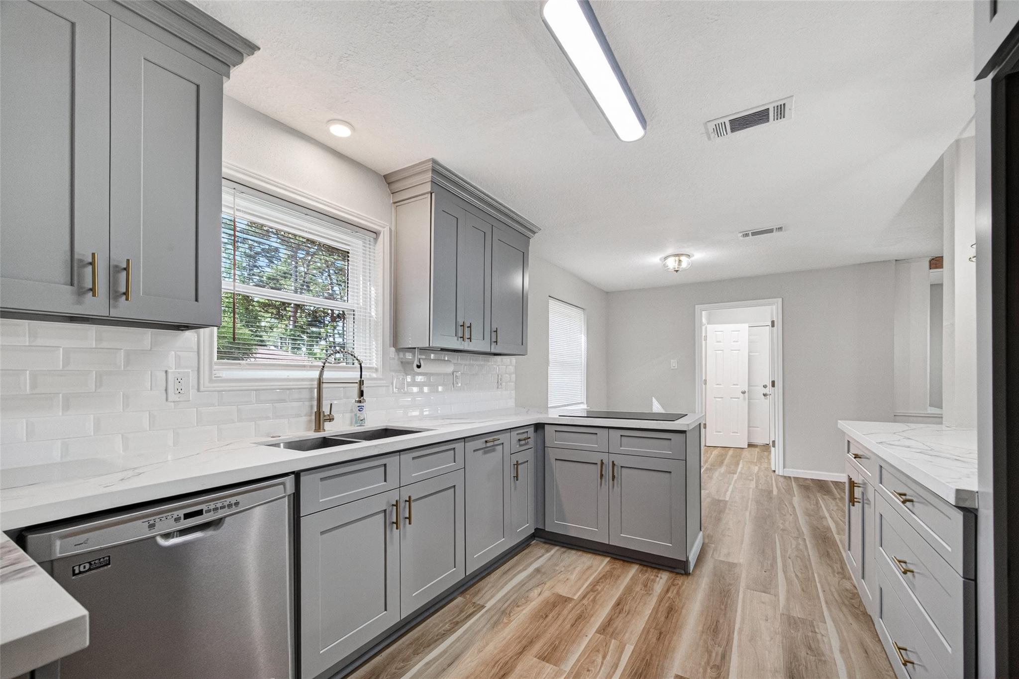 25503 Foxbriar Lane