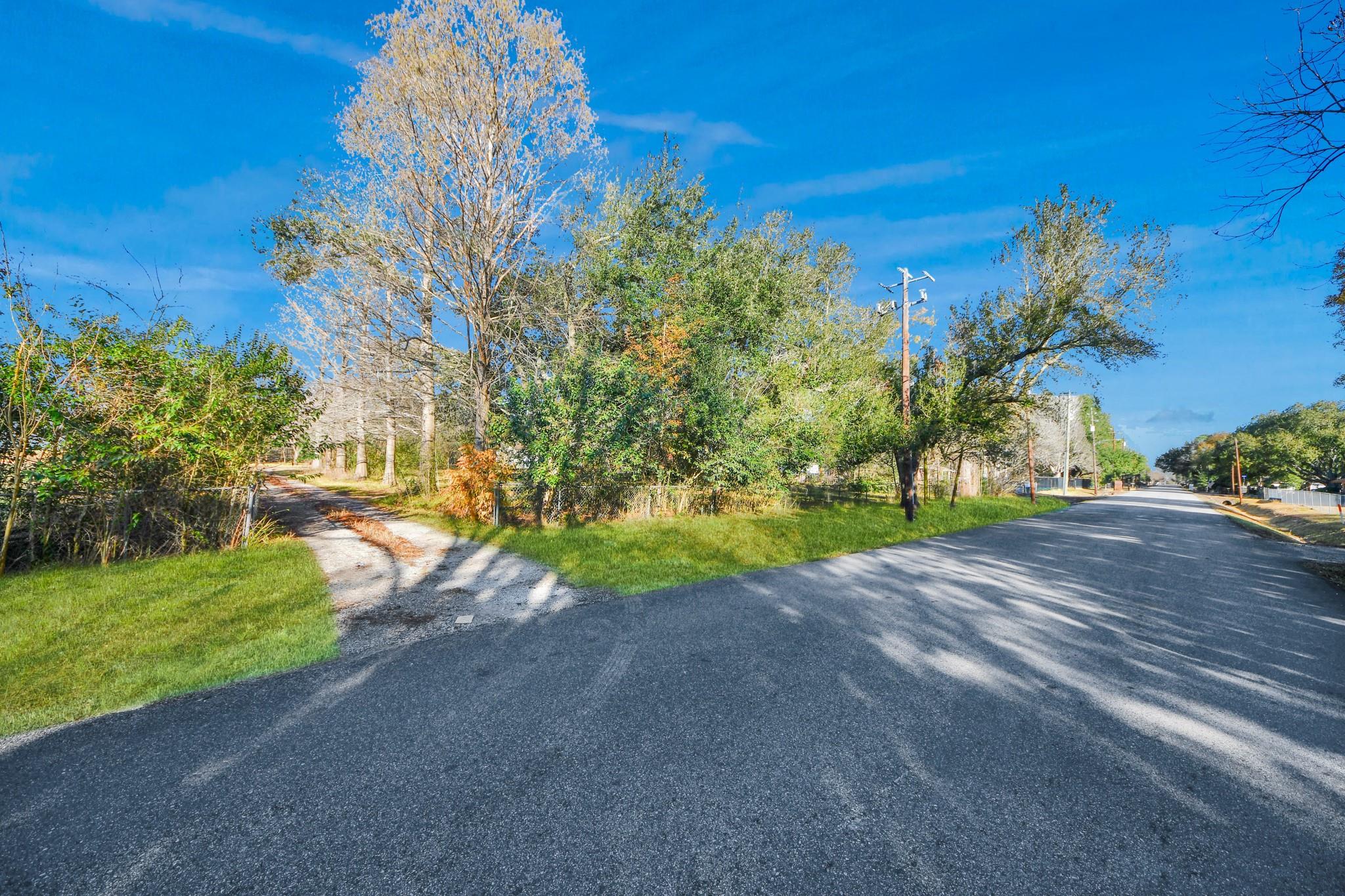 12910 Woody Cr107 Road