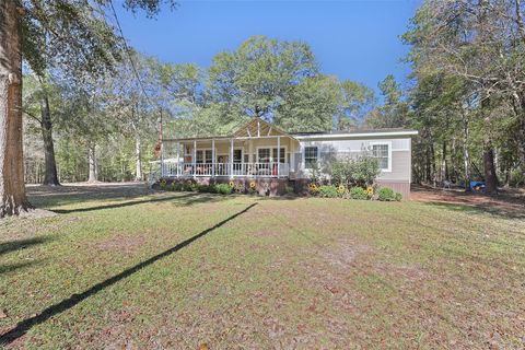 Photo of 595 Andrew Jackson Drive Dr, Livingston, TX 77351 (MLS # 45662938)