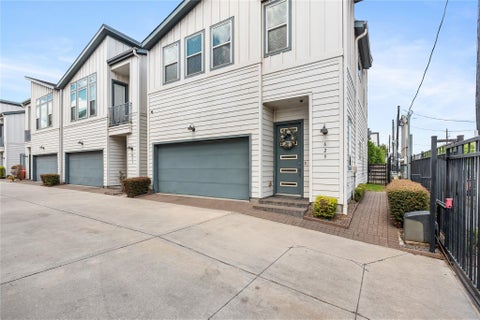 Photo of 629 Press Street, Houston, TX 77020 (MLS # 35880708)