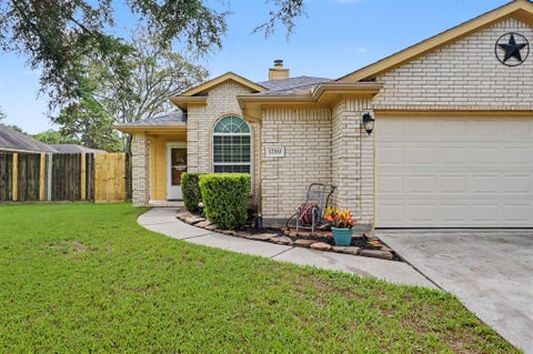 Tiny photo for 12303 Fairhaven Lane, Montgomery, TX 77356 (MLS # 94376299)