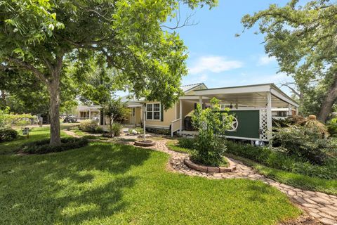 Photo of 639 Manor Street, Houston, TX 77015 (MLS # 24491199)