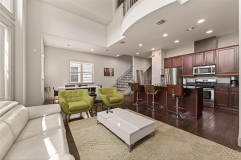 Photo of 2927 Pease Street, Houston, TX 77003 (MLS # 94341019)