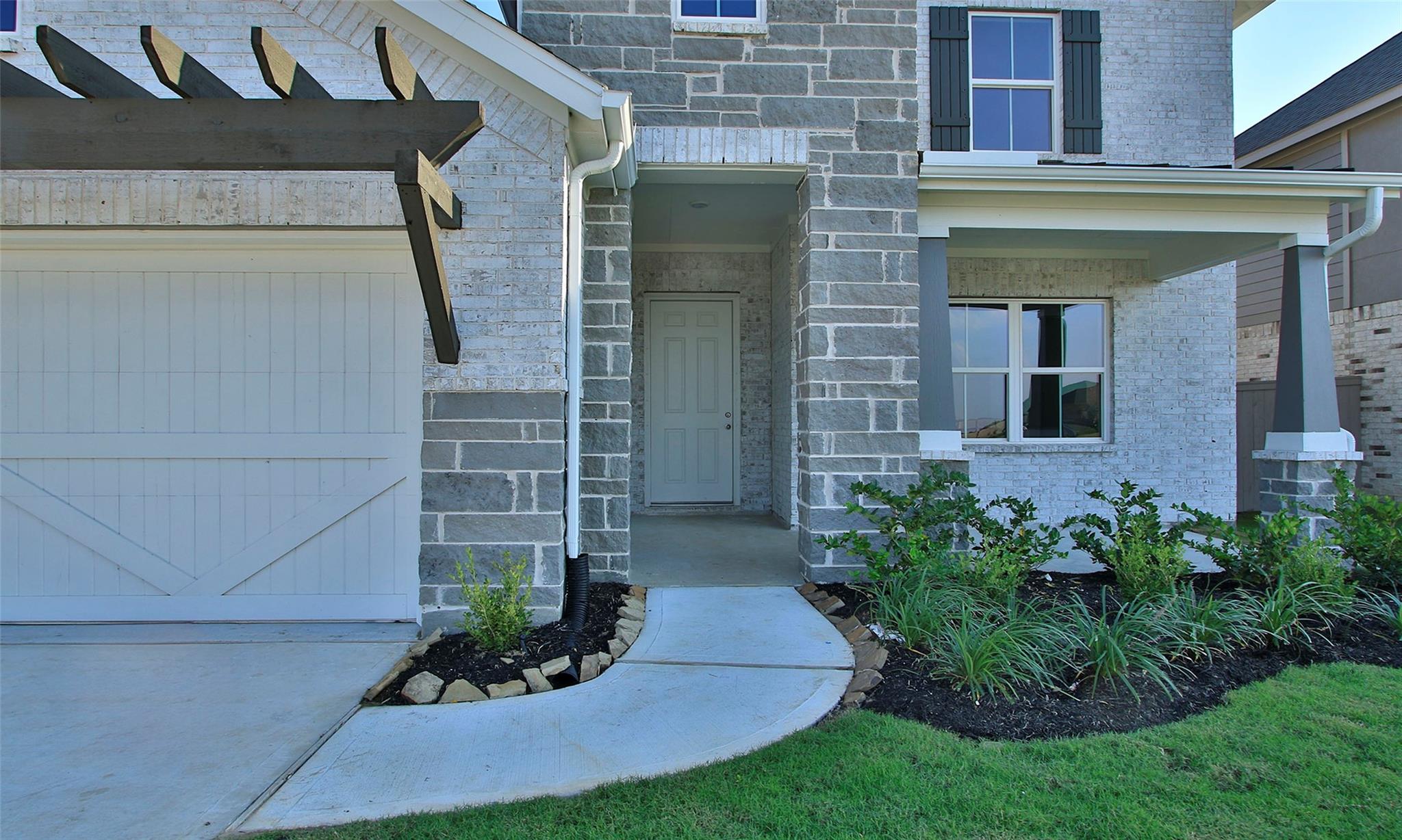 2718 Ruby Laurel Drive