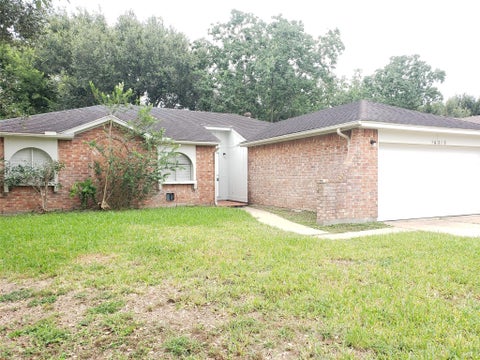 Photo of 16315 Quail Place Drive, Houston, TX 77489 (MLS # 2269970)