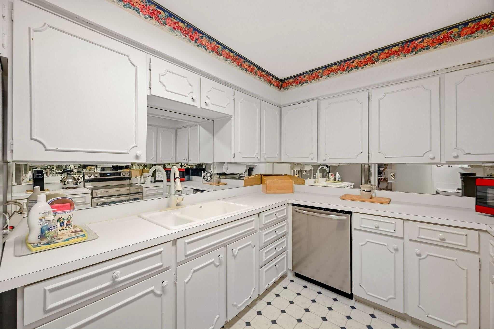 5050 Ambassador Way 201